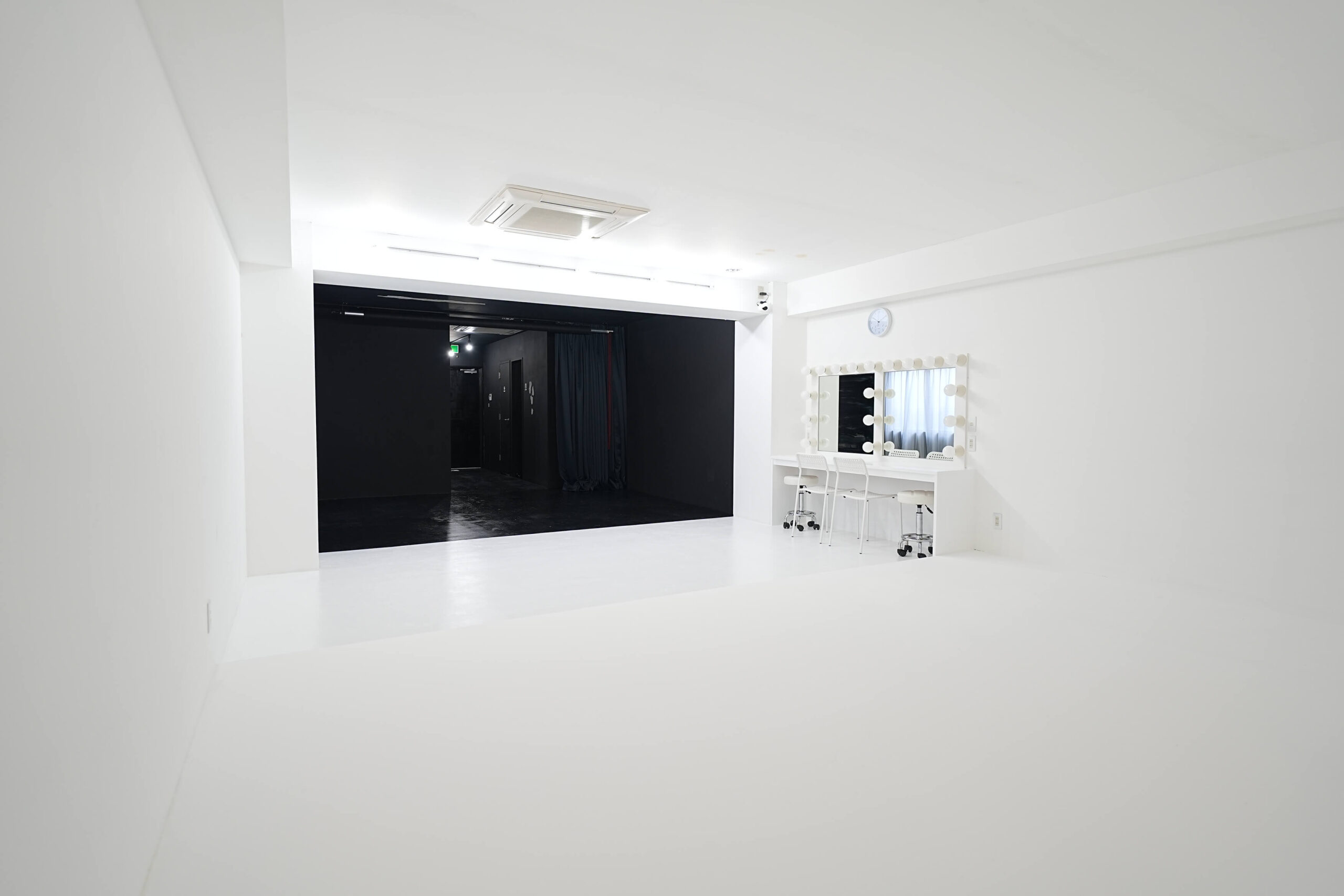 STUDIO 4696(シロクロ)中目黒店の写真6