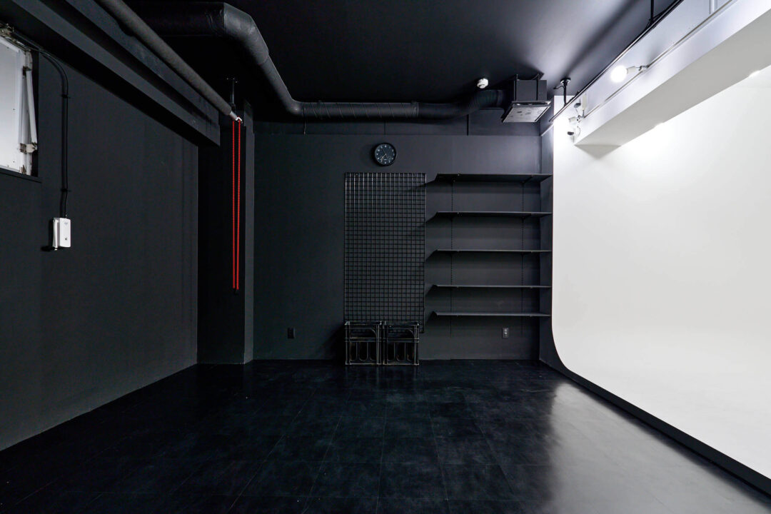 STUDIO 4696(シロクロ)青山店の写真5